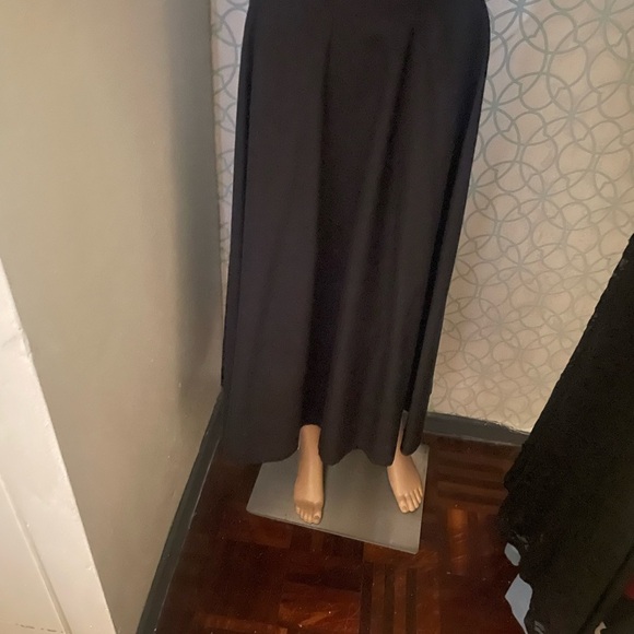 NWNT Alexis SAYsgh Chic A line Black Flared Skirt size 6 - Picture 8 of 9